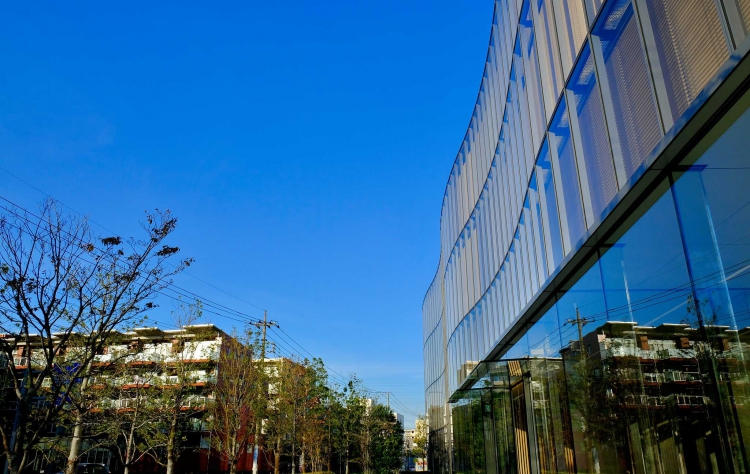 究竟隔音窗有沒有效，而隔音窗又是透過甚麼原理達到隔音的，有哪些工程會影響到隔音好壞?