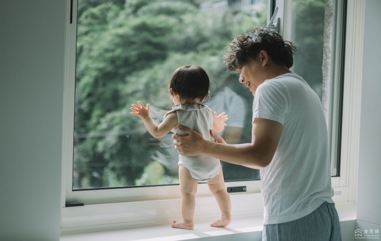 打造舒適環境使用全天候橫拉窗