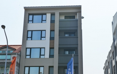 高雄市楠梓區公寓採光隔音橫拉窗