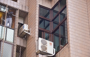 台北市文山區公寓汰舊換新陽台防風雨氣密窗