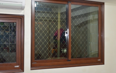 台北市文山區臥室隔音氣密橫拉窗