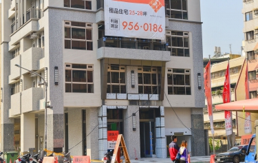 高雄市苓雅區大樓採光良好氣密隔音窗