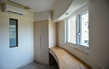 高雄市苓雅區大樓房間橫拉氣密窗-2