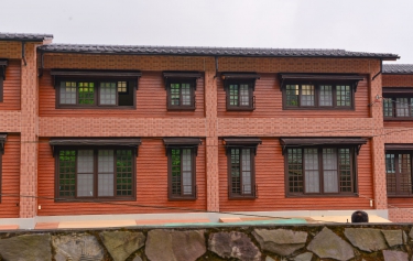 嘉義縣商業空間竹崎鄉阿里山奮起湖防風雨氣密橫拉窗