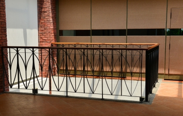 台南市新營區商業空間庭園餐廳二樓採光天井