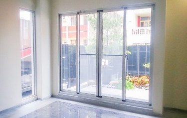 台南市東區連棟透天空中花園景觀落地窗