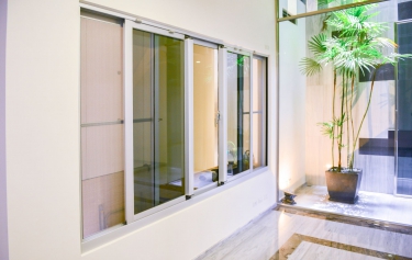 台南市東區連棟透天隔音橫拉窗