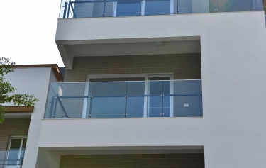 高雄市鳳山區連棟透天防風雨氣密窗