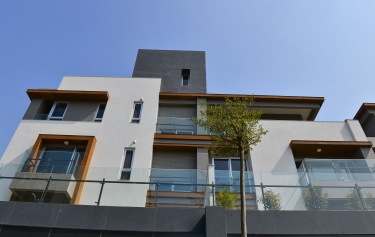 高雄市鳳山區連棟透天防颱隔音窗