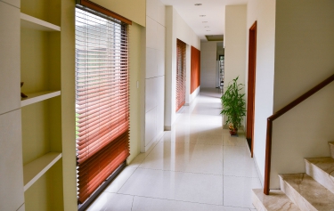 台南市永康區透天別墅玄關採光隔音窗