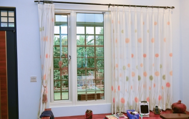 台南市白河區透天別墅客廳防盜推射氣密窗