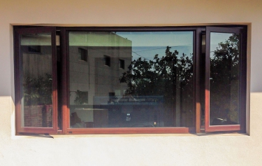 台南市麻豆區透天別墅隔音性佳推射窗