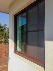 台南市麻豆區透天別墅隔音橫拉窗