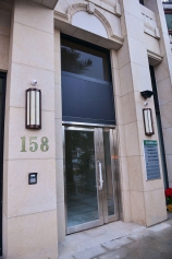 花蓮市透天別墅大廳旁進出推射門