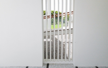 新北市淡水區透天別墅頂樓梯間格柵