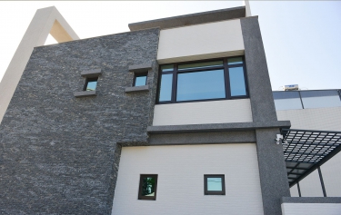 台南市新營區透天別墅通風氣密窗