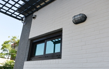 台南市新營區透天別墅防火巷氣密窗