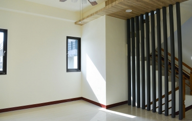 台南市新營區透天別墅樓梯間安全格柵