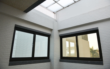 台南市新營區透天別墅頂樓氣密窗