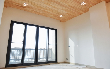 台南市仁德區透天別墅頂樓採光氣密窗