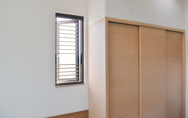 台南市仁德區透天別墅房間隔音推射出窗