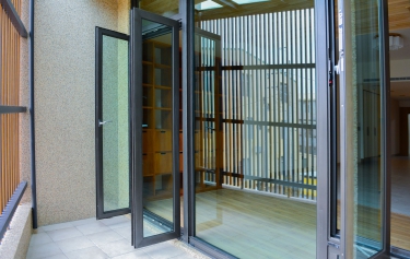 台南市仁德區透天別墅推射隔音採光窗