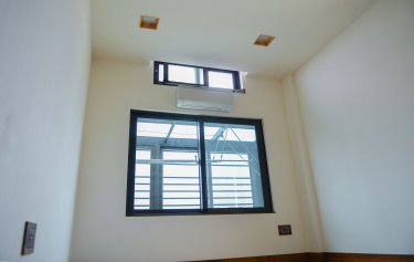 台南市仁德區透天別墅房間採光通風隔音窗