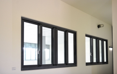 台南市新營區-４拉窗