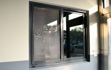 台南市新營區-２拉窗