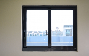 台南市新營區-２拉窗