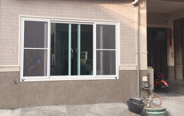 高雄市大寮區透天別墅-３拉窗