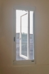 高雄市大寮區透天別墅-推射窗