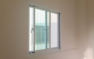 高雄市大寮區透天別墅-２拉窗