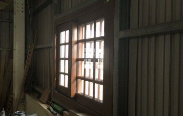 高雄市大寮區透天別墅-格子氣密窗