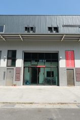 高雄市梓官區廠房-大面積落地窗