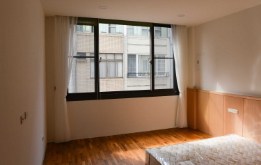 高雄市新興區 - 1大2小3拉窗