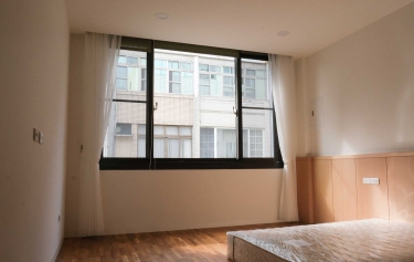 高雄市新興區 - 1大2小3拉窗