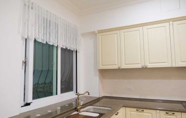 高雄市新興區 - 2拉窗