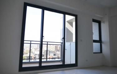 高雄市鳥松區 - 3拉落地窗