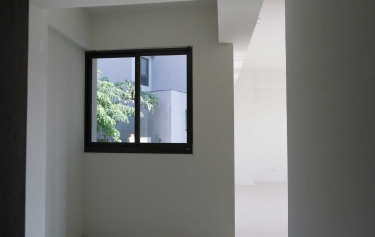 高雄市鳥松區 - 2拉窗