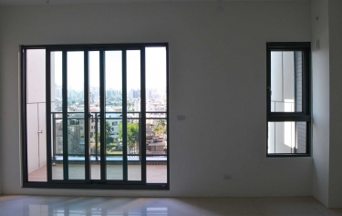 高雄市鳥松區 - 4拉落地窗