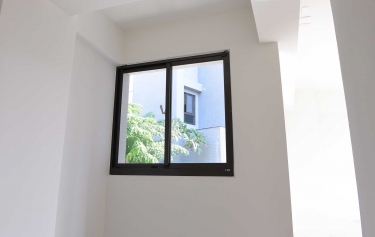 高雄市鳥松區 - 2拉窗