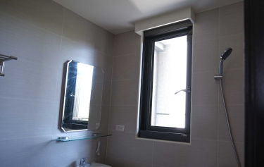 高雄市鳥松區 - 推射窗