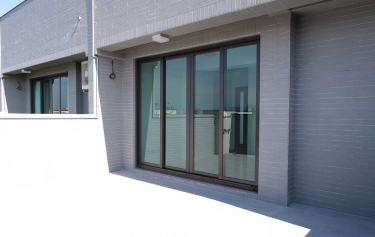 高雄市鳥松區 - 4拉落地窗