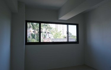 高雄市鳥松區 - 1辣2小3拉窗