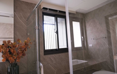 高雄市鳥松區 - 2拉窗