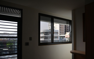 高雄市前鎮區透天別墅-3拉窗