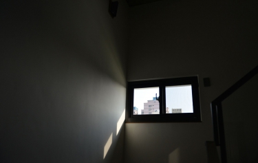 高雄市前鎮區透天別墅-小橫拉窗