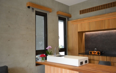 高雄市前鎮區透天別墅-推射窗