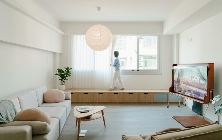 全天候橫拉窗客廳一隅